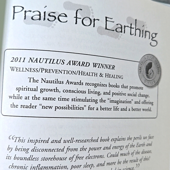 Earthing Grounding Healing Yourself Comes W Free Movie Pass Soft Cover Book - Picture 4 of 5